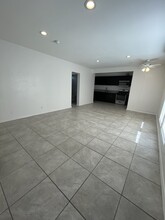 6717 Irvine Ave, Unit C in North Hollywood, CA - Building Photo - Building Photo