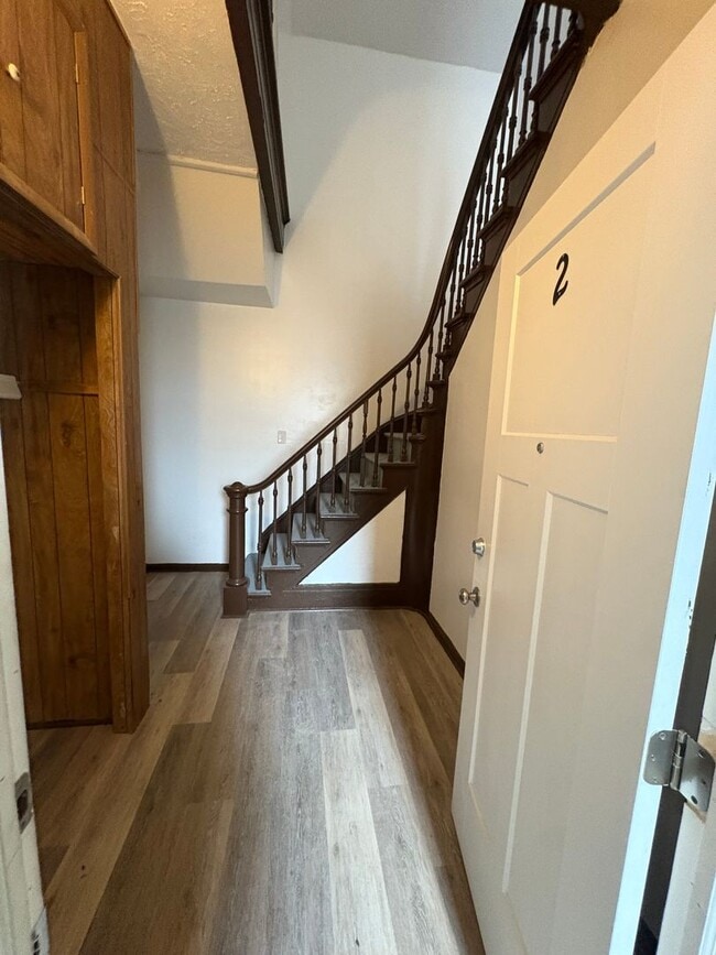 118 College Pl in Ypsilanti, MI - Foto de edificio - Building Photo