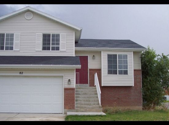 property at 82 2600 S
