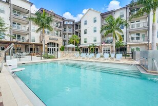 Summerhouse in Lakewood Ranch, FL - Building Photo