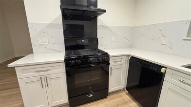 4507 Dorsett Oaks Cir in Austin, TX - Building Photo - Building Photo