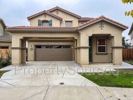 17340 Ferndale St in Lathrop, CA - Building Photo