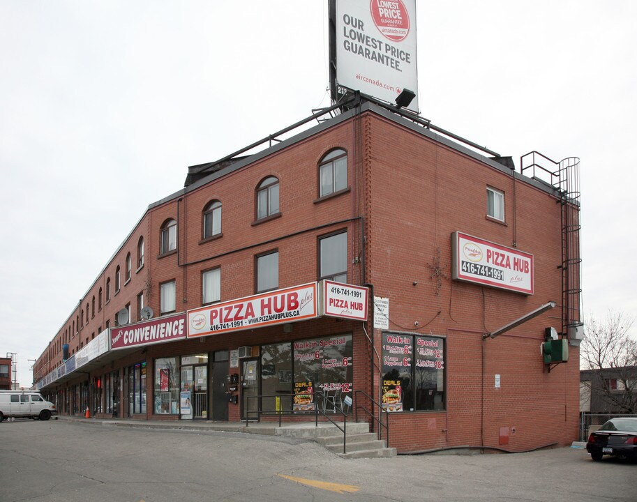 Humber Summit in Toronto, ON - Building Photo