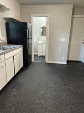 104 1/2 Bernard St, Unit 1 in Rochester, NY - Building Photo - Building Photo