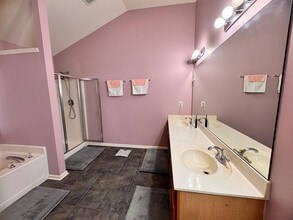 4910 Oak Hill Terrace in Cumming, GA - Building Photo - Building Photo