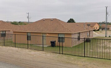 108 Round Rock Dr in Eagle Pass, TX - Building Photo - Building Photo
