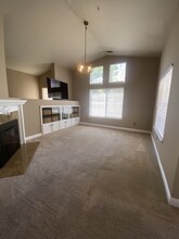 10877 McPeak Ln in Dublin, CA - Building Photo - Building Photo