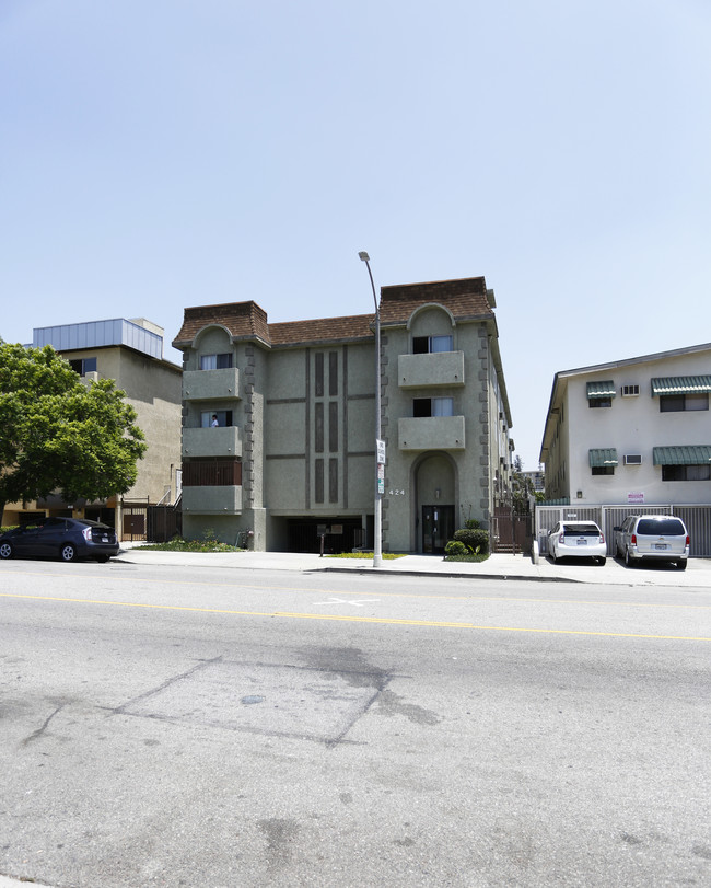 424 S Commonwealth Ave in Los Angeles, CA - Building Photo - Building Photo