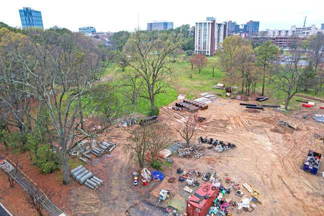 1301 South Blvd in Charlotte, NC - Building Photo - Building Photo