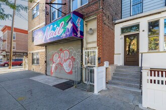 438 New Lots Ave in Brooklyn, NY - Foto de edificio - Building Photo