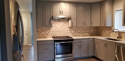 1430 Saddle Club Rd SE in Port Orchard, WA - Building Photo - Building Photo