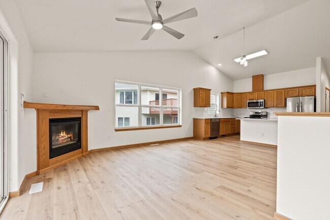 13-13 Redtail Ct in Coralville, IA - Building Photo - Building Photo