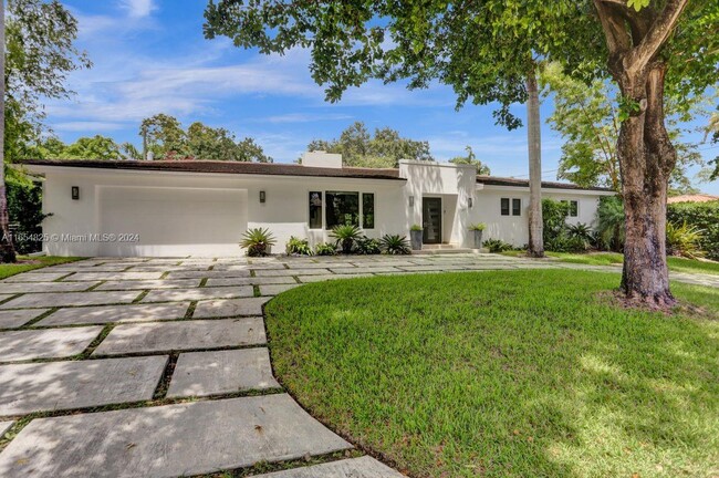 1601 Lugo Ave in Coral Gables, FL - Building Photo - Building Photo
