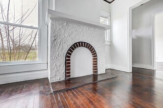 4521 Greenleaf Dr in Dayton, OH - Building Photo - Building Photo