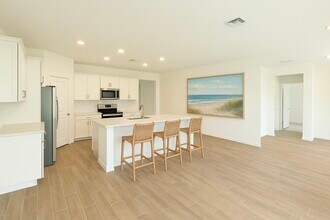 2099 NE Cedar St in Jensen Beach, FL - Building Photo - Building Photo