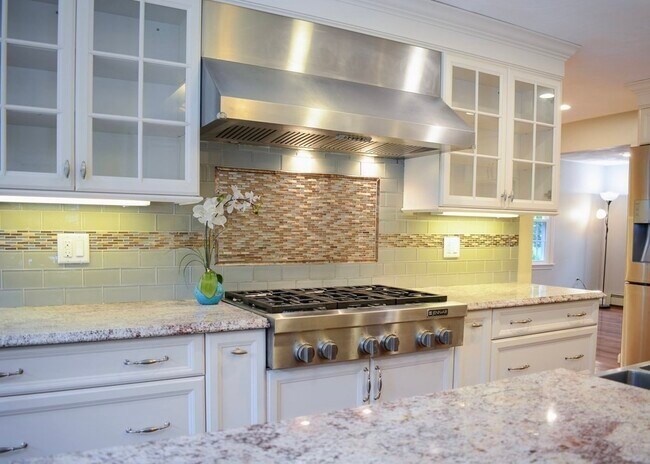 1 Foley Dr in Southborough, MA - Building Photo - Building Photo