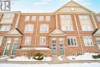 9 Cooperage Ln in Ajax, ON - Building Photo - Building Photo