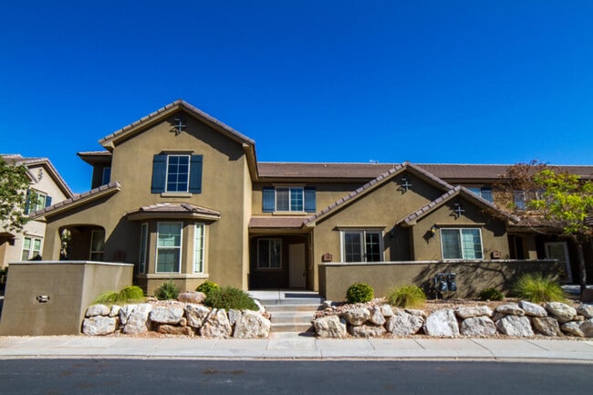 property at 3439 S Barcelona Dr