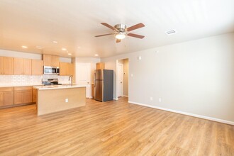 209 Park Place Cir in Waller, TX - Building Photo - Building Photo