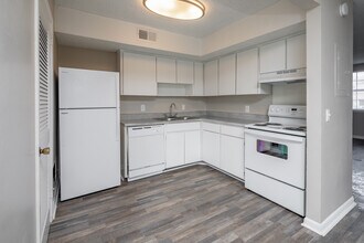 Berkley Hills in Madison, TN - Foto de edificio - Interior Photo