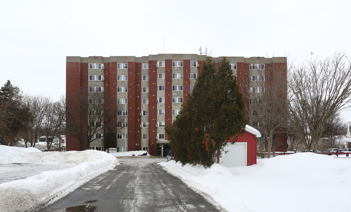 Mary D Buck Apartments in Whitesboro, NY - Building Photo