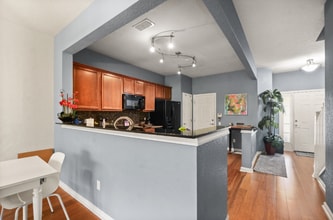 1259 Berkman Cir in Sanford, FL - Foto de edificio - Building Photo