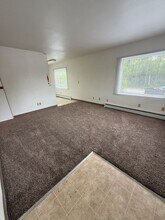 4008 E Steven Dr in Wasilla, AK - Building Photo - Building Photo