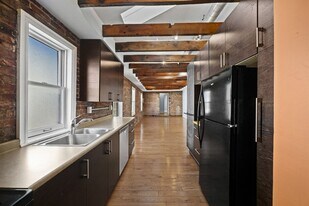 4213 Butler St in Pittsburgh, PA - Building Photo