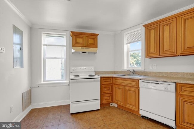 property at 2026 Ridge Ave