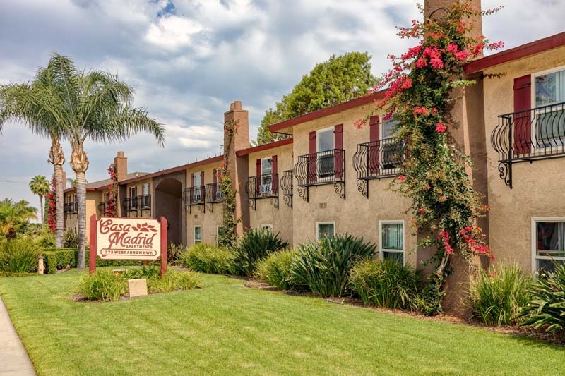 Casa Madrid Apartments in Azusa, CA - Building Photo