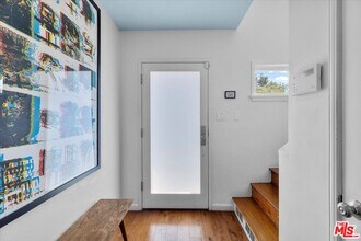 8809 Appian Way in Los Angeles, CA - Building Photo - Building Photo