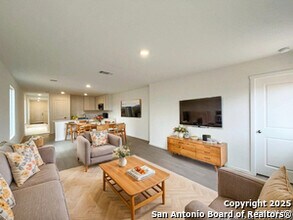 5724 Alope Wy in Seguin, TX - Building Photo - Building Photo