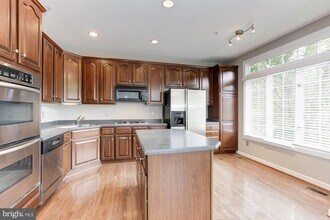 286 Murtha St in Alexandria, VA - Building Photo - Building Photo