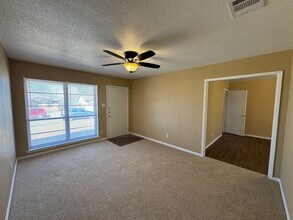 1108 Duvall Dr in Killeen, TX - Building Photo - Building Photo