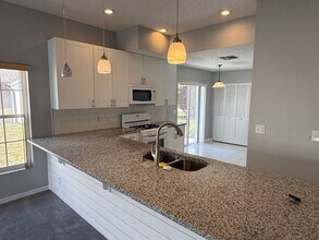 5773 Parkview Lake Dr in Orlando, FL - Foto de edificio - Building Photo