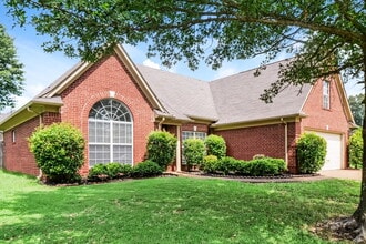 5969 Telford Dr in Southaven, MS - Building Photo - Building Photo