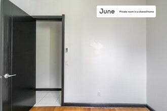 Room in Shared 3 bed/2 bath home in New York, NY - Foto de edificio - Building Photo
