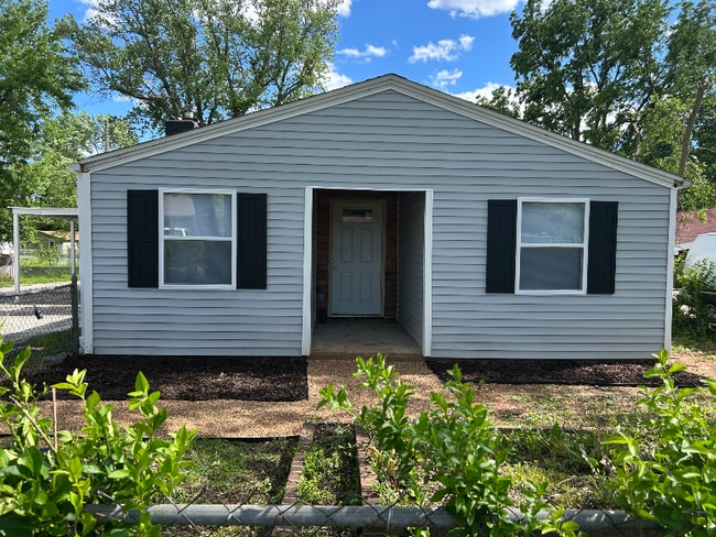 property at 3240 W Page St
