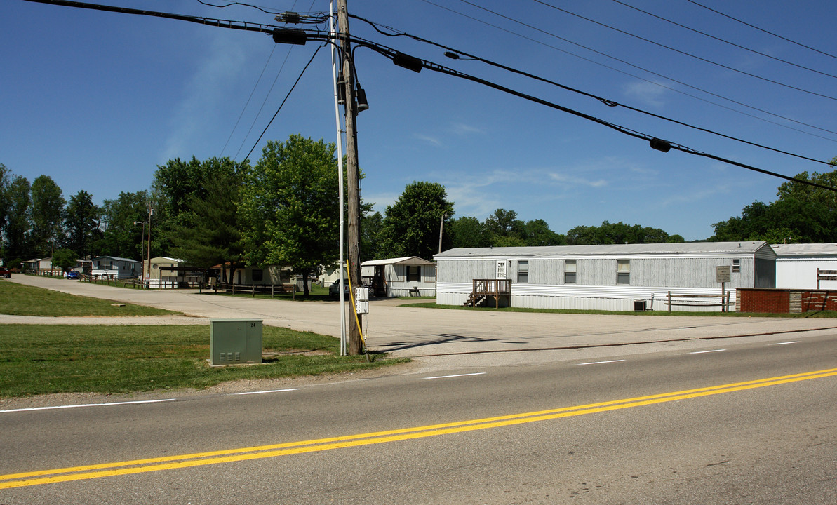 4604 1st Ave in Nitro, WV - Building Photo