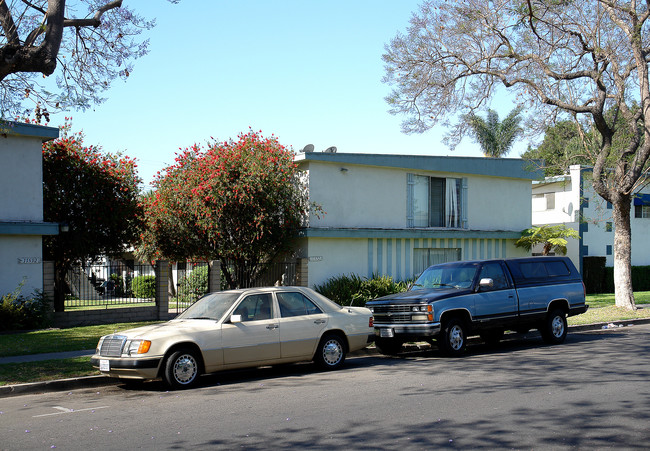 11572 Stuart Dr in Garden Grove, CA - Building Photo - Building Photo