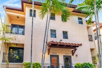 2829 Coconut Ave in Miami, FL - Building Photo - Building Photo