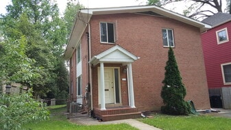 1034 17th St S, Unit B in Arlington, VA - Building Photo