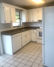 6030 Wolfe St in Jupiter, FL - Building Photo - Building Photo