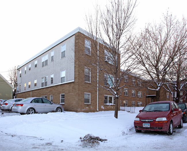 138 Arundel St in St. Paul, MN - Foto de edificio - Building Photo