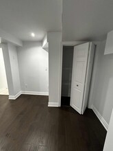 3 Alamosa Dr in Toronto, ON - Building Photo - Building Photo