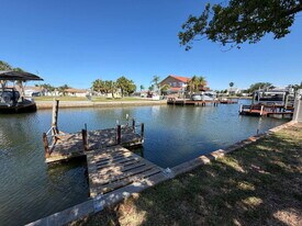 13815 San Juan Ave in Hudson, FL - Building Photo