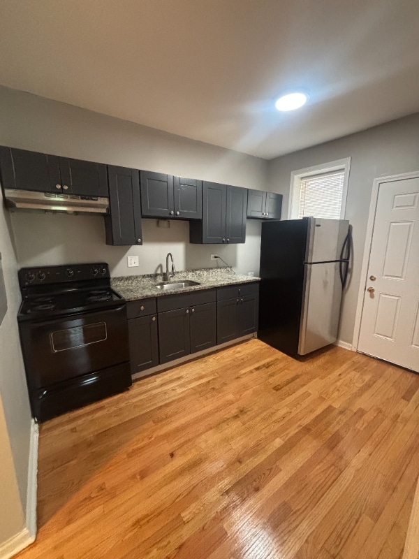 property at 6800 S Harper Ave