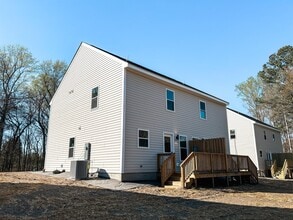 157 N Clarendon Dr in Nashville, NC - Building Photo - Building Photo