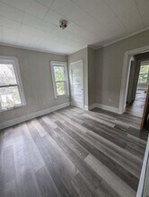 100 Northampton Ave in Springfield, MA - Building Photo - Building Photo