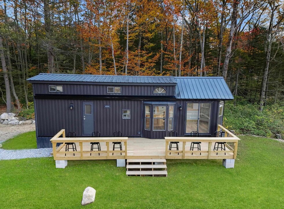 156 Lower Pratt Pond Rd in New Ipswich, NH - Building Photo